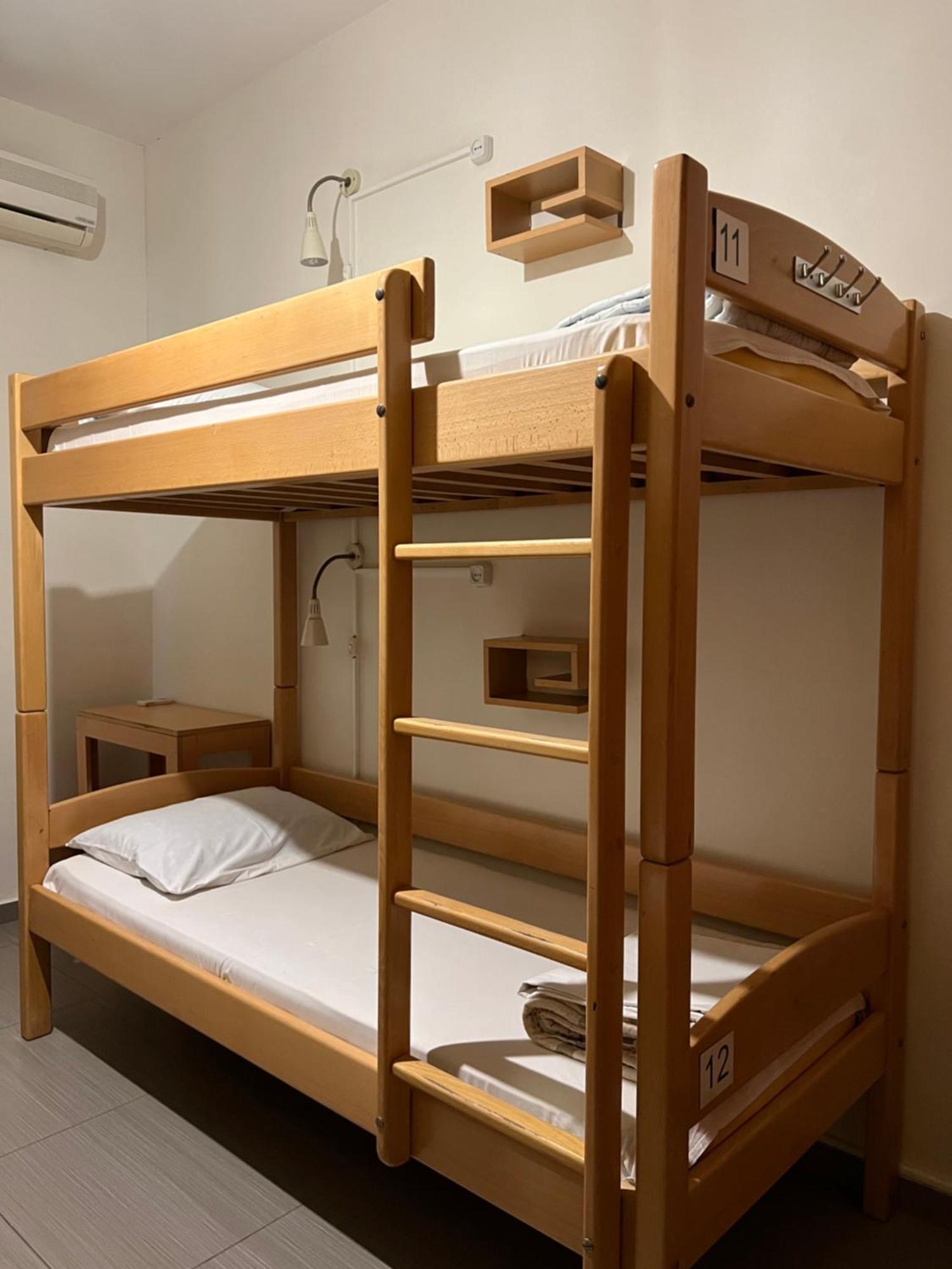 Envoy Hostel & Tours Γιερεβάν Εξωτερικό φωτογραφία