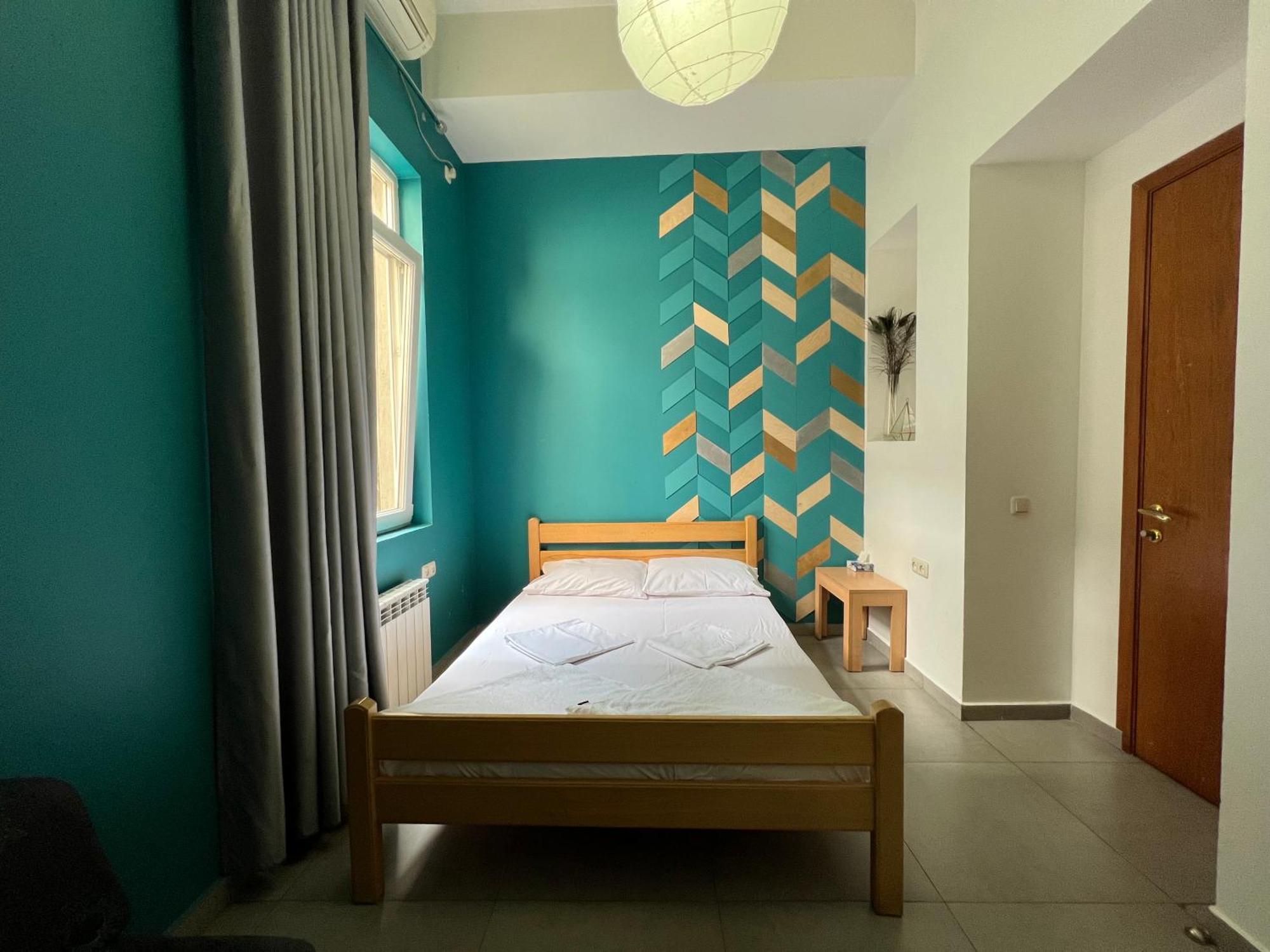 Envoy Hostel & Tours Γιερεβάν Εξωτερικό φωτογραφία
