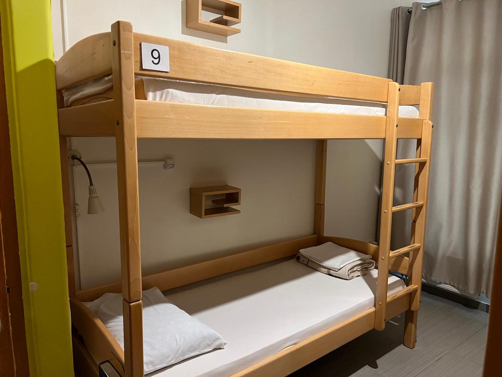 Envoy Hostel & Tours Γιερεβάν Εξωτερικό φωτογραφία