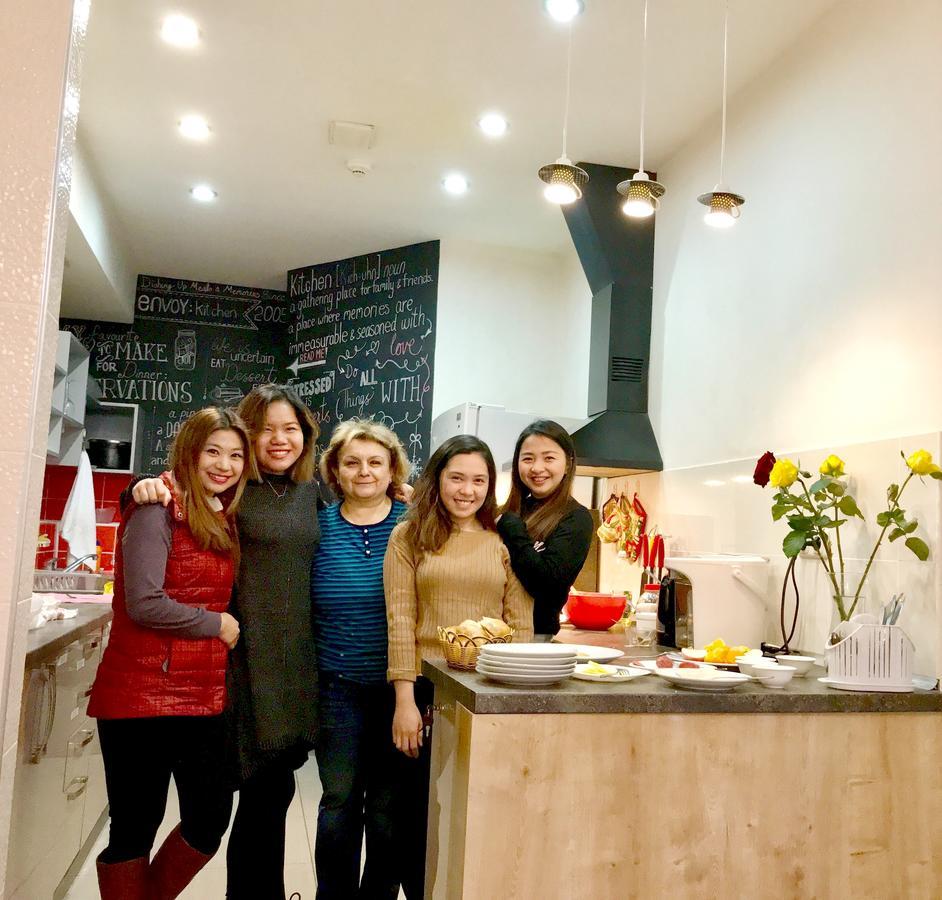 Envoy Hostel & Tours Γιερεβάν Εξωτερικό φωτογραφία